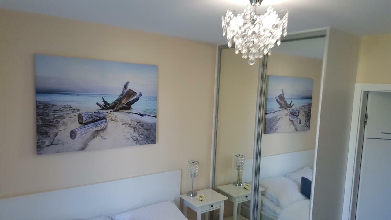 Klifowarewal Z Widokiem Na Morze Apartment Ngoại thất bức ảnh